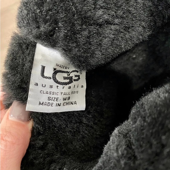 Ugg tall black boots - Picture 6 of 6